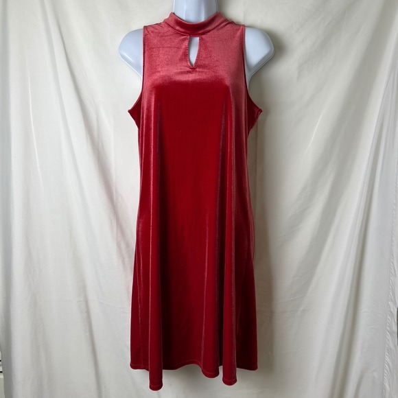 Worthington Dresses & Skirts - Worthington Red Velvet Mock Neck MIDI Sleeveless Dress Y2K Women's Size M Vamp